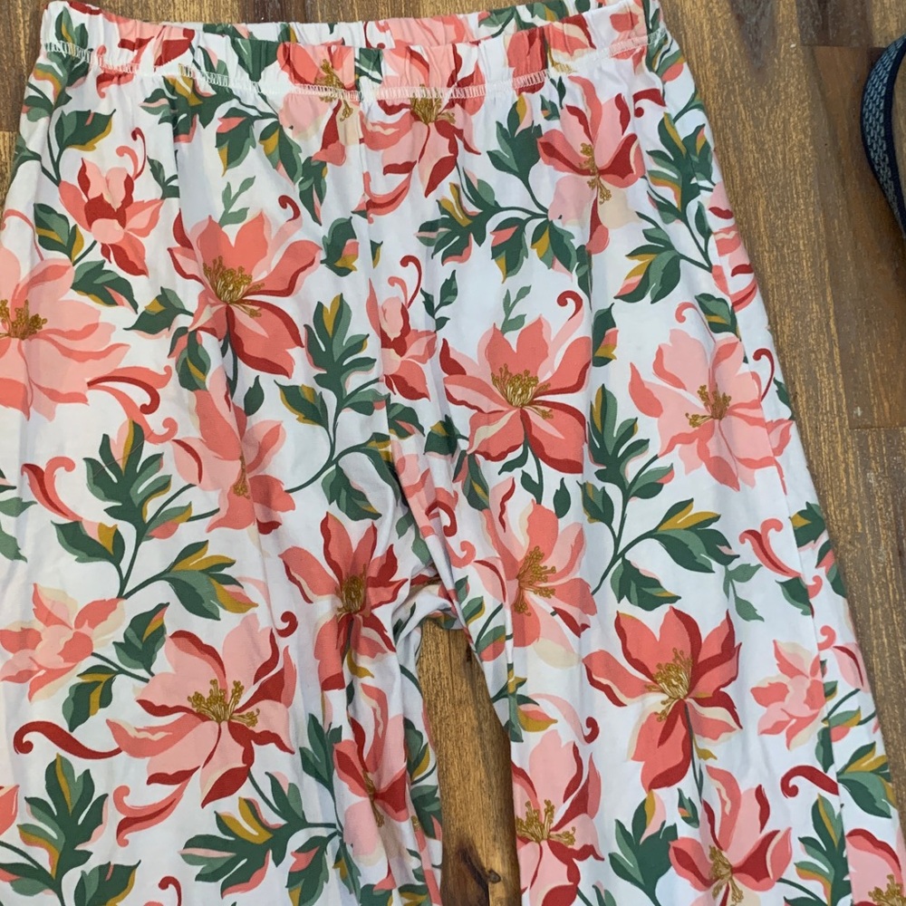 Garnet Hill Asian Wrap floral pajamas. Size small. - Picture 13 of 16